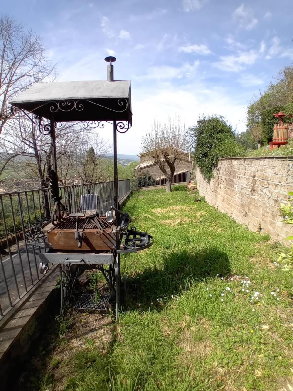 Casa Serafina Trilocale Con Arredi D'Arte E Parcheggio Privato Orvieto Exteriör bild