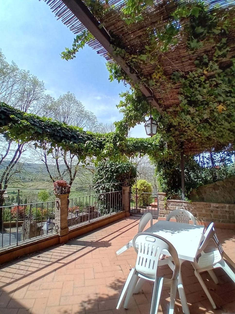 Casa Serafina Trilocale Con Arredi D'Arte E Parcheggio Privato Orvieto Exteriör bild