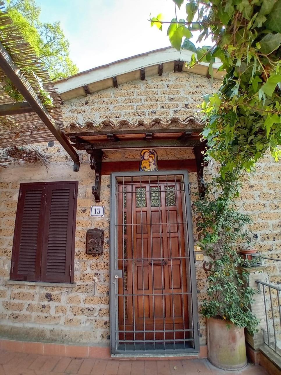 Casa Serafina Trilocale Con Arredi D'Arte E Parcheggio Privato Orvieto Exteriör bild